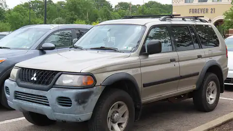 2003 Mitsubishi Montero Sport LS AWD