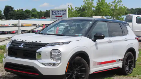 2024 Mitsubishi Outlander Ralliart (4th gen)