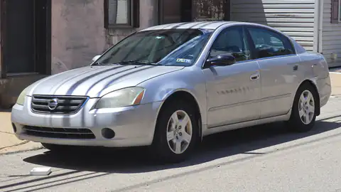2003 Nissan Altima 2.5 S (L31)