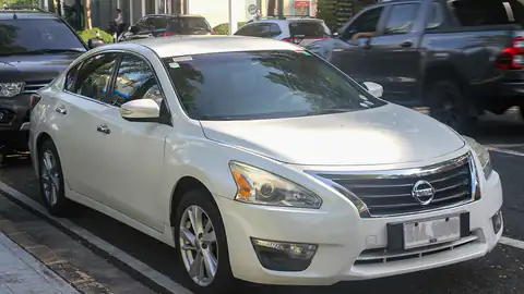 2014 Nissan Altima 2.5 SV (L33)