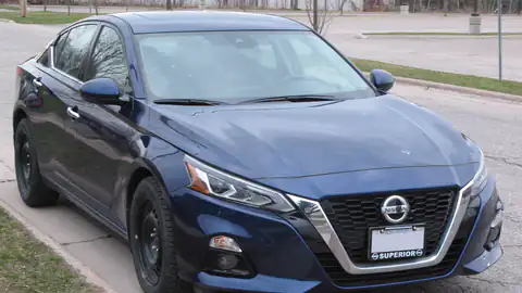 2019 Nissan Altima SV AWD (L34)