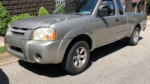 2004 Nissan Frontier XE