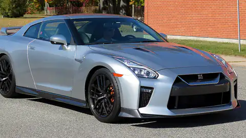 2018 Nissan GT-R Premium