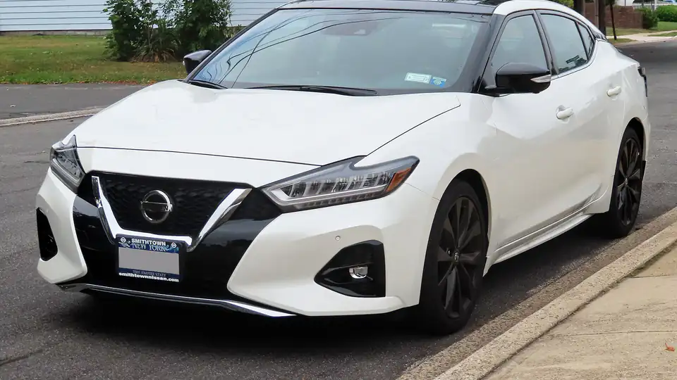 2020 Nissan Maxima SR