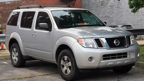 2011 Nissan Pathfinder S (R51)