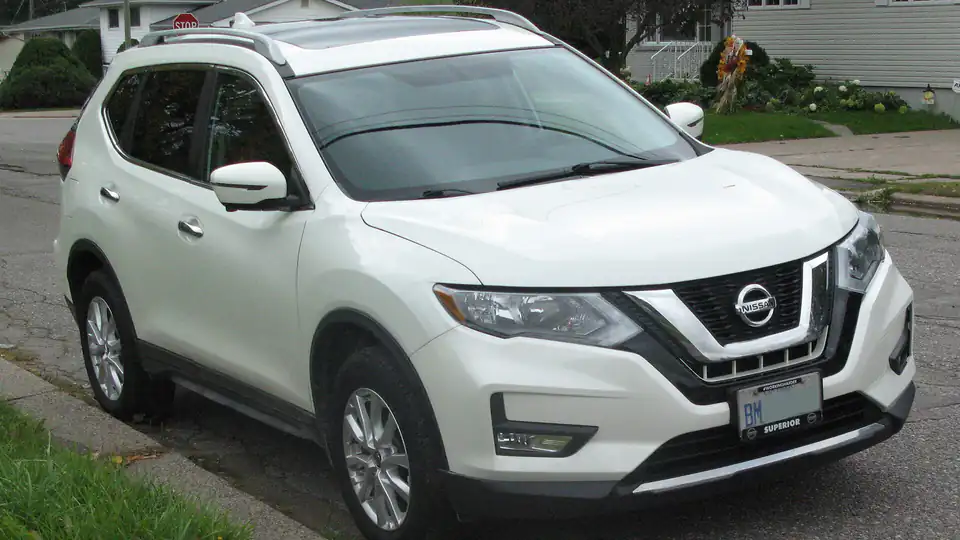 2017 Nissan Rogue (T32)