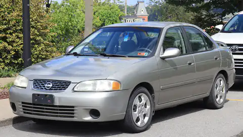 2003 Nissan Sentra GXE (B15)