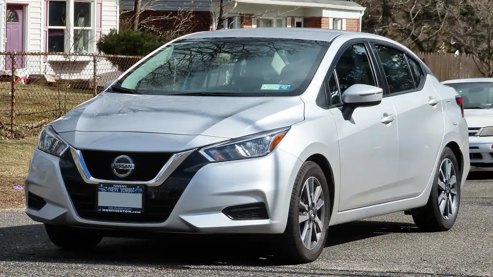 2020 Nissan Versa SV 1.6L (N18)