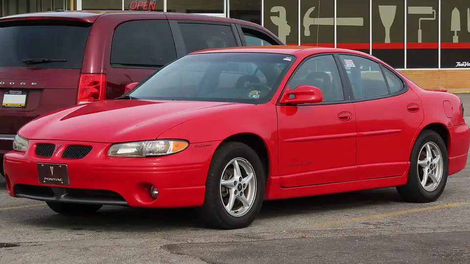 1999 Pontiac Grand Prix GT Sedan