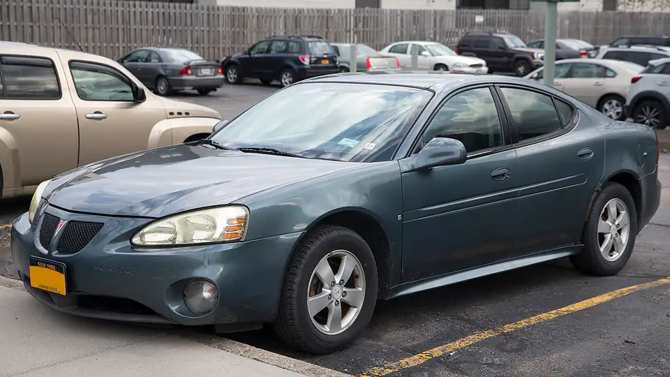 2007 Pontiac Grand Prix base sedan
