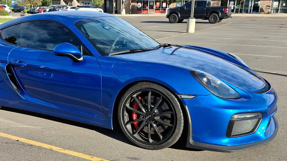 2015 Porsche Cayman GT4