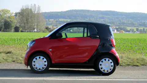 Smart fortwo 2018 Standstreifen