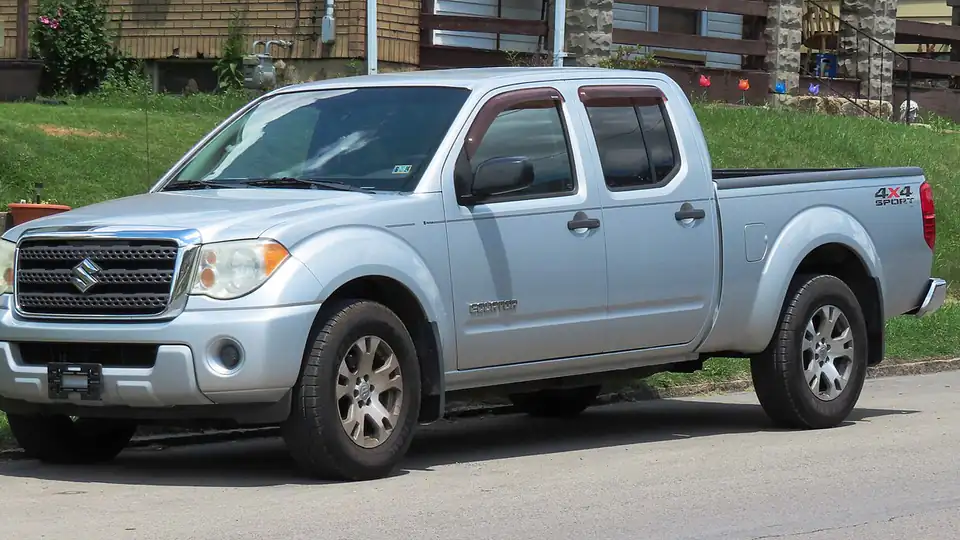 2011 Suzuki Equator Sport Crew Cab Long Bed 4x4