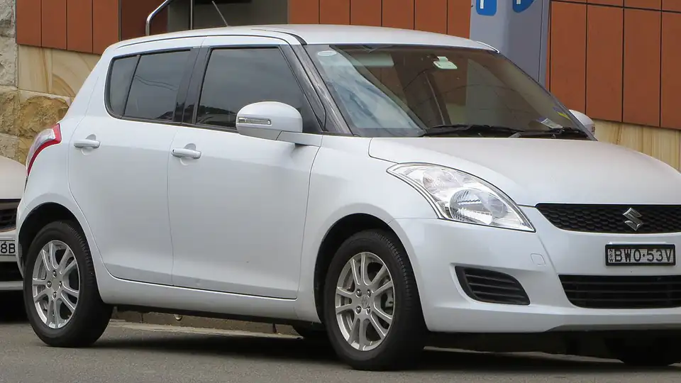 2011 Suzuki Swift (FZ) GL 5-door hatchback