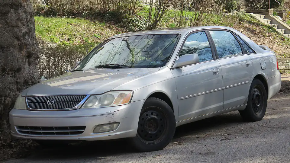 2002 Toyota Avalon XLS (XX20)