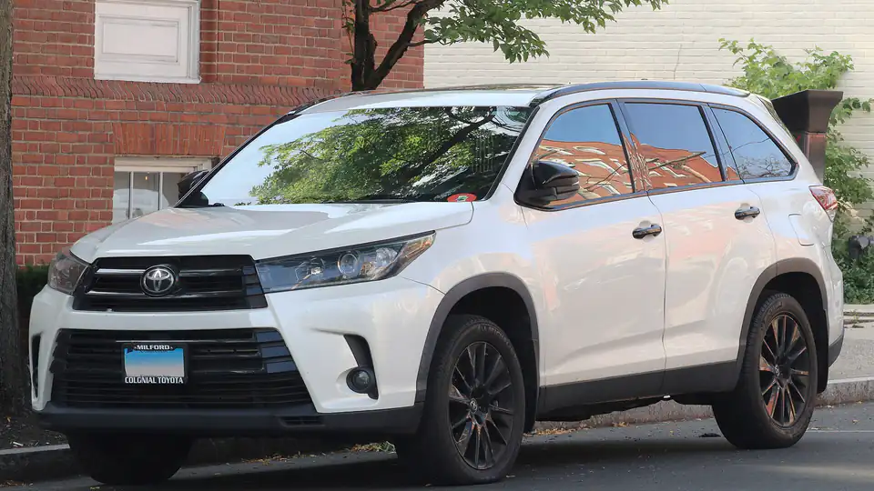 2019 Toyota Highlander SE (XU50)