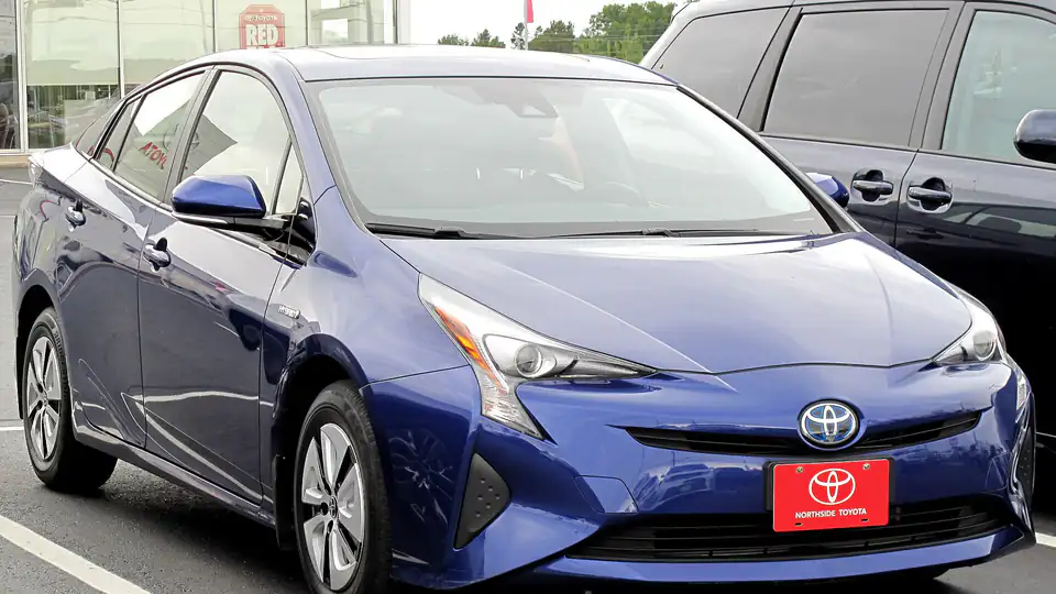 2017 Toyota Prius Three (XW50)