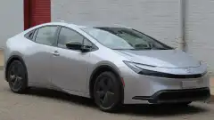 2025 Toyota Prius LE (XW60)