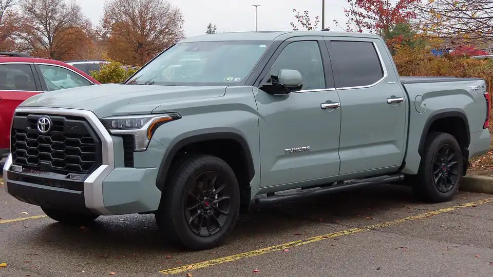 2022 Toyota Tundra Limited CrewMax Short Bed 4x4 (XK70)