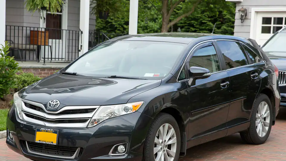 2015 Toyota Venza XLE (AV10)