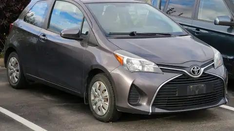 2015 Toyota Yaris CE 3-Door Hatchback (XP130)