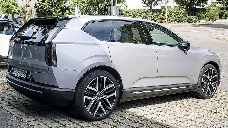 Volvo EX60