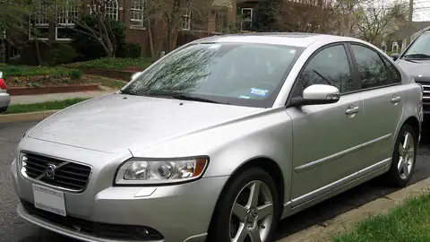 2008-2011 Volvo S40 -- 03-21-2012 2