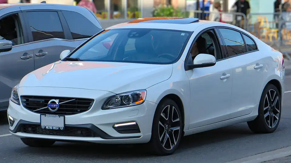 2018 Volvo S60 T5 Dynamic AWD