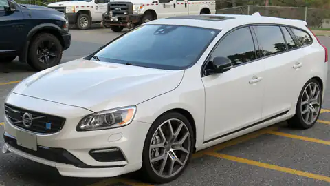 2016 Volvo V60 Polestar