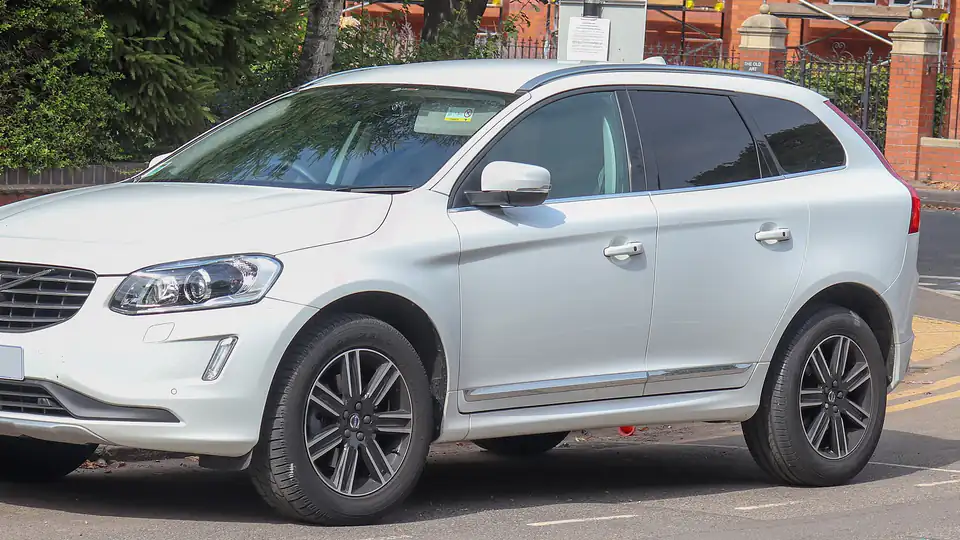 2016 Volvo XC60 SE Lux NAV D4 Automatic 2.0 (Y20)